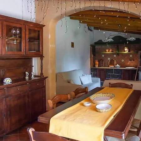 Holiday home La Di Tenute Foti Randazzese