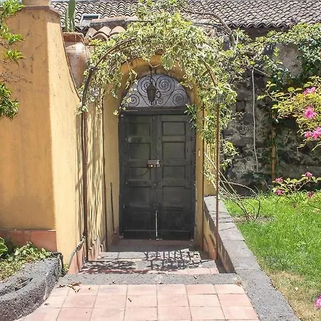 Holiday home La Di Tenute Foti Randazzese Nicolosi