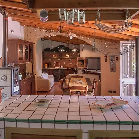 La Di Tenute Foti Randazzese Holiday home
