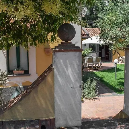 度假居 La Di Tenute Foti Randazzese *